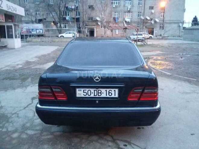 Mercedes E 230 1996, 267,000 km - 2.3 l - Sumqayıt