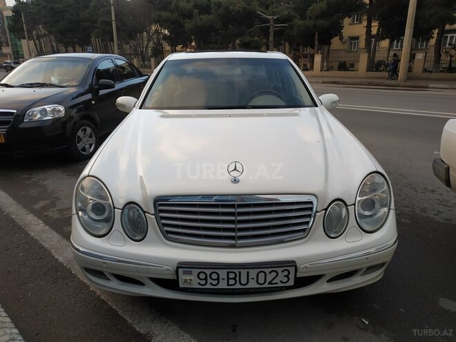 Mercedes E 240 2004, 304,200 km - 2.6 l - Bakı
