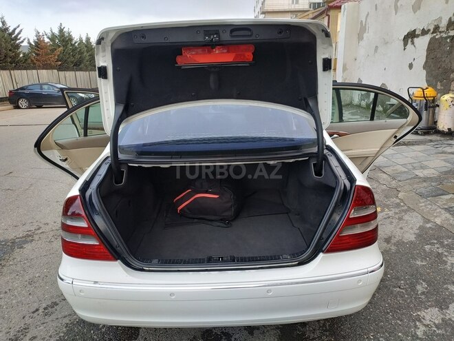 Mercedes E 240 2004, 304,200 km - 2.6 l - Bakı