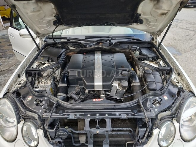 Mercedes E 240 2004, 304,200 km - 2.6 l - Bakı