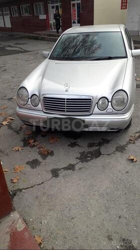 Mercedes E 230 1996, 380,000 km - 2.3 l - Göyçay