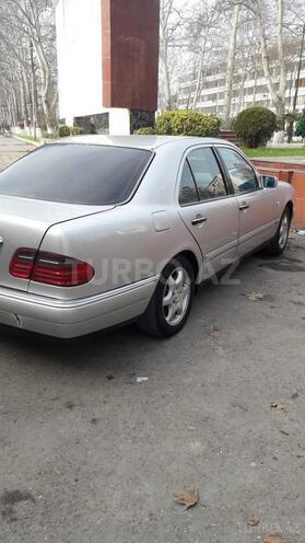 Mercedes E 230 1996, 380,000 km - 2.3 l - Göyçay