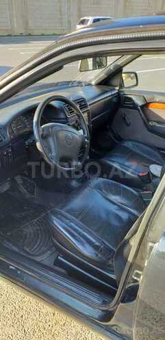 Opel Vectra 1995, 316,600 km - 2.0 l - Bakı