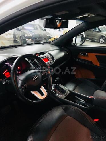 Kia Sportage 2010, 105,000 km - 2.0 l - Bakı
