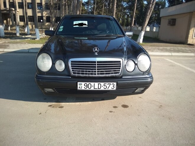 Mercedes E 320 1995, 386,000 km - 3.2 l - Bakı