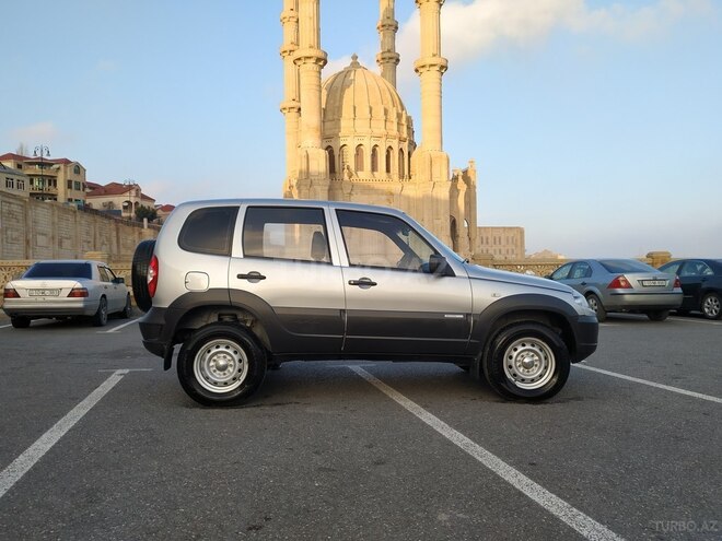 Chevrolet Niva 2011, 131,000 km - 1.7 l - Bakı