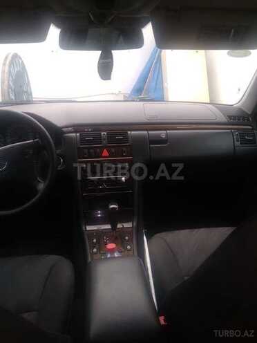 Mercedes E 220 2000, 270,000 km - 2.2 л - Bakı