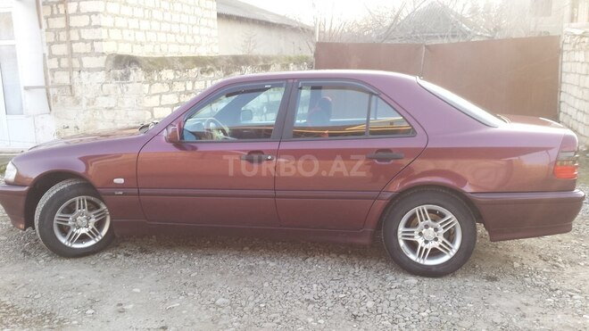 Mercedes C 180 1997, 301,000 km - 0.2 л - Ağcabədi