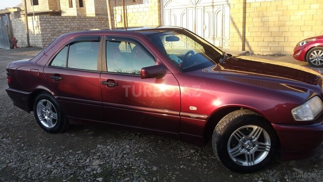 Mercedes C 180 1997, 301,000 km - 0.2 л - Ağcabədi