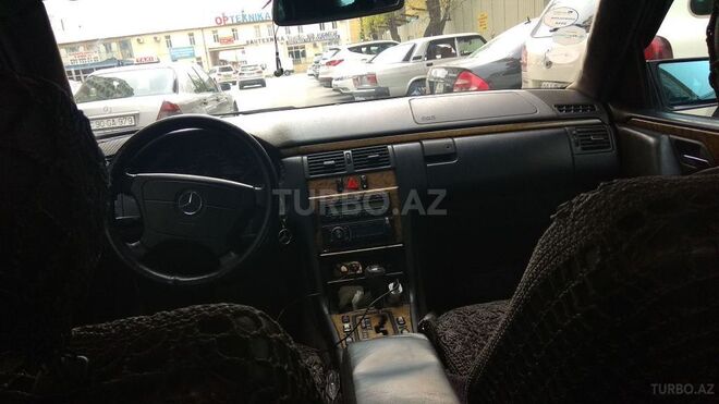 Mercedes E 300 1999, 490,000 km - 3.0 л - Bakı