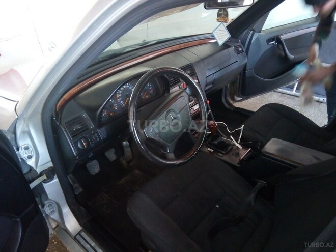 Mercedes C 180 1997, 430,000 km - 1.8 л - Bakı