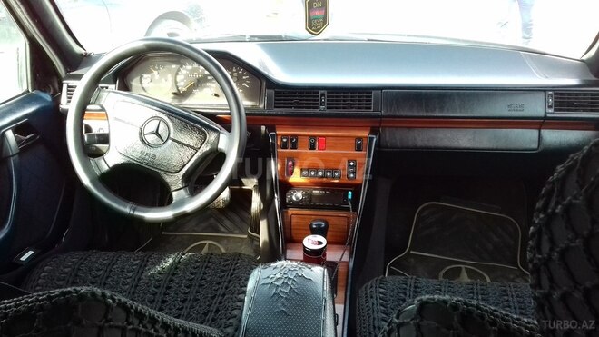Mercedes E 300 1994, 455,000 km - 3.0 l - Bakı