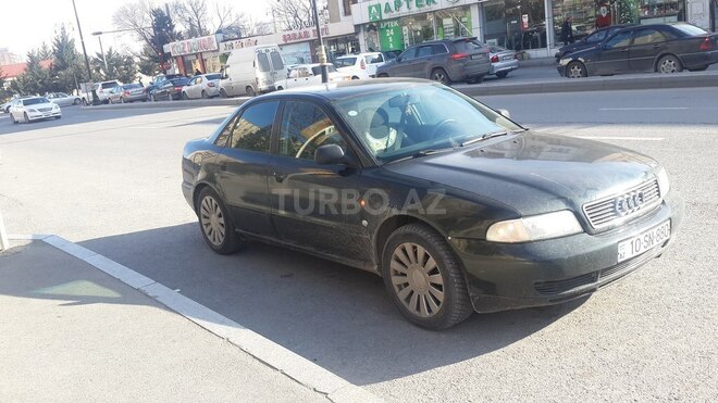 Audi A4 1996, 350,000 km - 1.8 l - Bakı