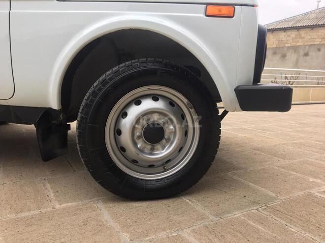 LADA (VAZ) Niva 2015, 80,000 km - 1.7 l - Siyəzən
