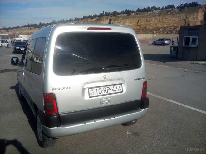 Peugeot Partner 2005, 147,000 km - 1.4 l - Bakı