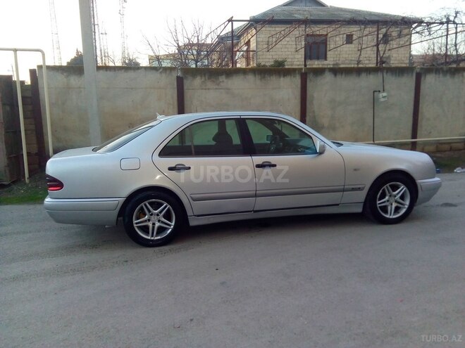 Mercedes E 220 1998, 350,000 km - 2.2 l - Şirvan
