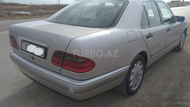 Mercedes E 280 1997, 332,000 km - 2.8 l - Bakı