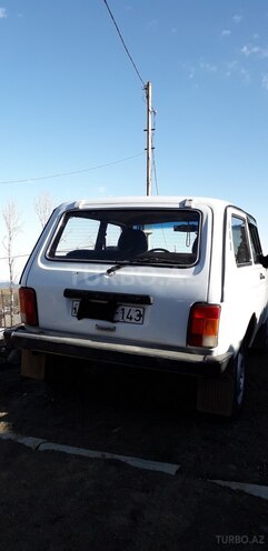 LADA (VAZ) Niva 2000, 254,380 km - 1.7 l - Lerik