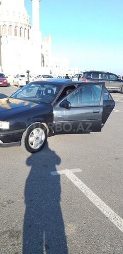 Opel Vectra 1995, 316,600 km - 2.0 l - Bakı
