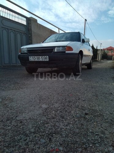 Opel Astra 1992, 285,600 km - 1.5 l - Bakı