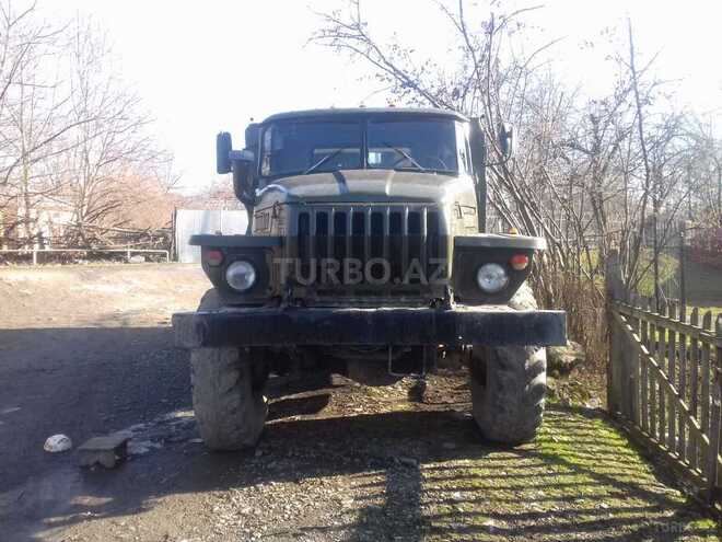 Ural 4320 1988, 80,000 km - 11.0 l - Qəbələ