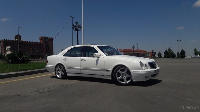 Mercedes E 320 2001, 128,000 km - 3.2 l - Gəncə