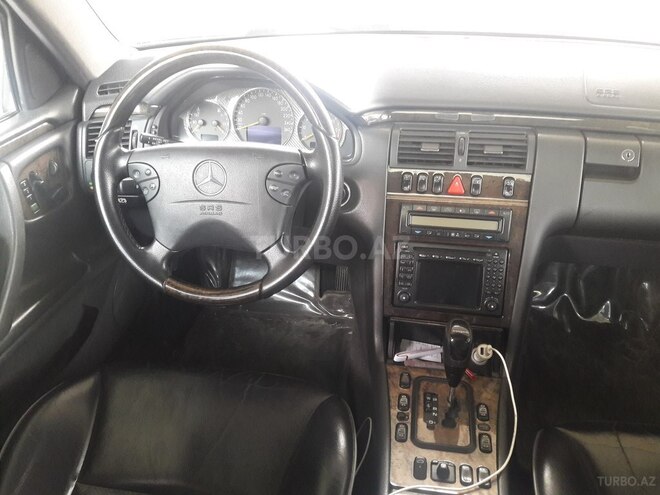 Mercedes E 320 2001, 128,000 km - 3.2 l - Gəncə