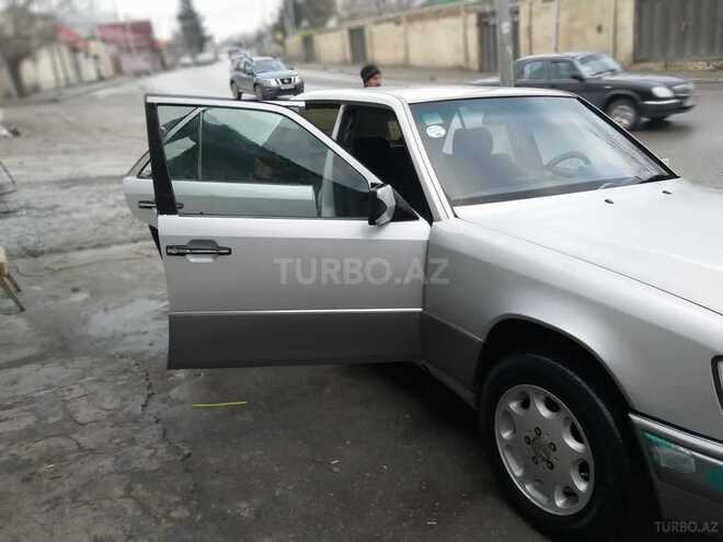 Mercedes E 260 1991, 354,000 km - 2.6 л - Bakı