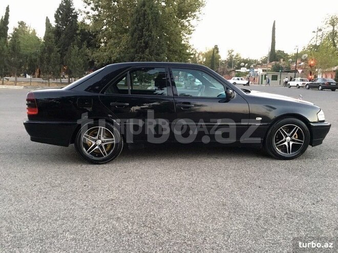 Mercedes C 240 1999, 275,000 km - 2.4 l - Bakı