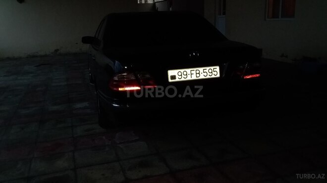 Mercedes E 280 2000, 147,772 km - 2.8 л - Şirvan