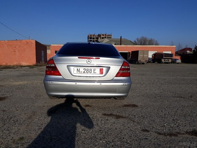 Mercedes E 320 2003, 221,000 km - 3.2 l - Xırdalan