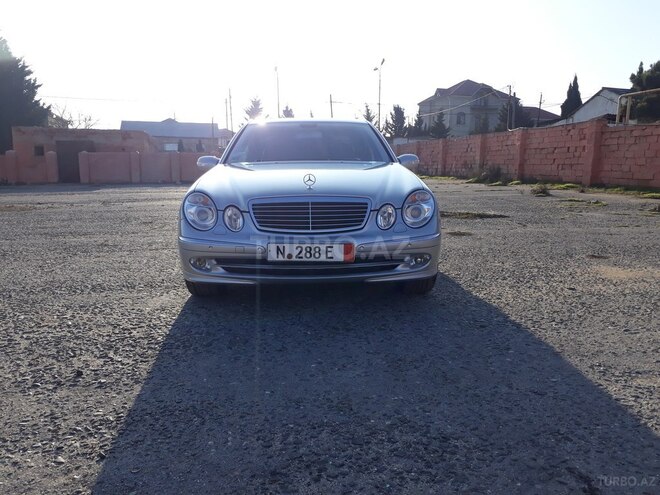 Mercedes E 320 2003, 221,000 km - 3.2 l - Xırdalan