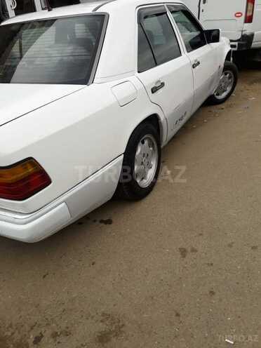 Mercedes E 230 1992, 494,968 km - 2.3 л - Şəmkir