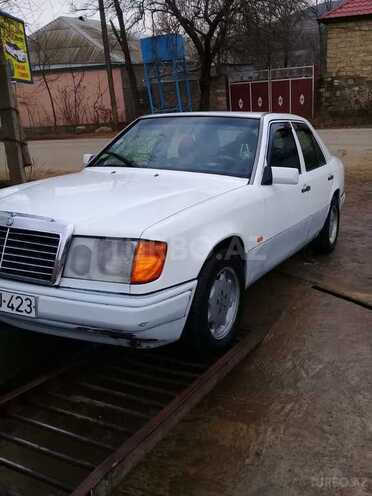 Mercedes E 230 1992, 494,968 km - 2.3 л - Şəmkir