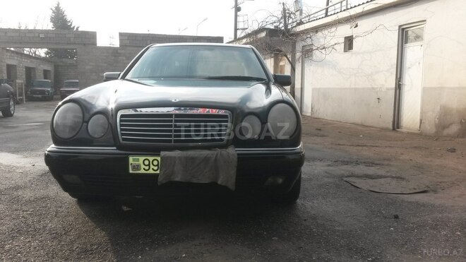 Mercedes E 240 1998, 230,002 km - 2.4 l - Bakı
