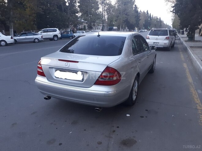 Mercedes E 240 2004, 192,000 km - 2.4 l - Gəncə