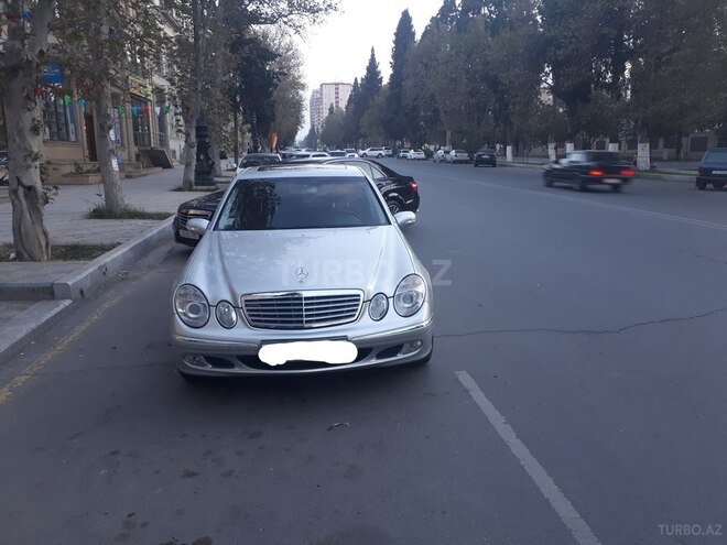 Mercedes E 240 2004, 192,000 km - 2.4 l - Gəncə