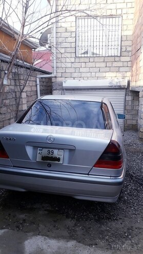 Mercedes C 240 1998, 235,000 km - 2.4 l - Bakı