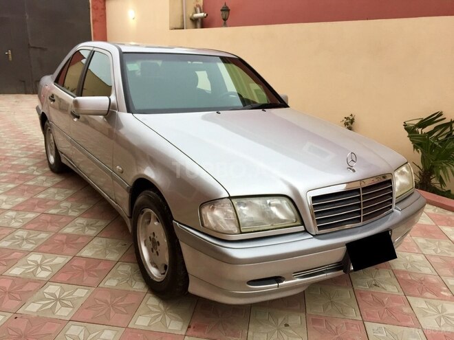 Mercedes C 200 1998, 268,000 km - 2.0 l - Bakı