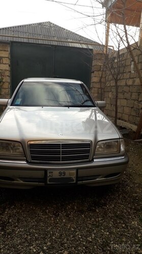 Mercedes C 240 1998, 235,000 km - 2.4 l - Bakı