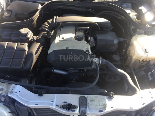 Mercedes C 200 1998, 268,000 km - 2.0 l - Bakı