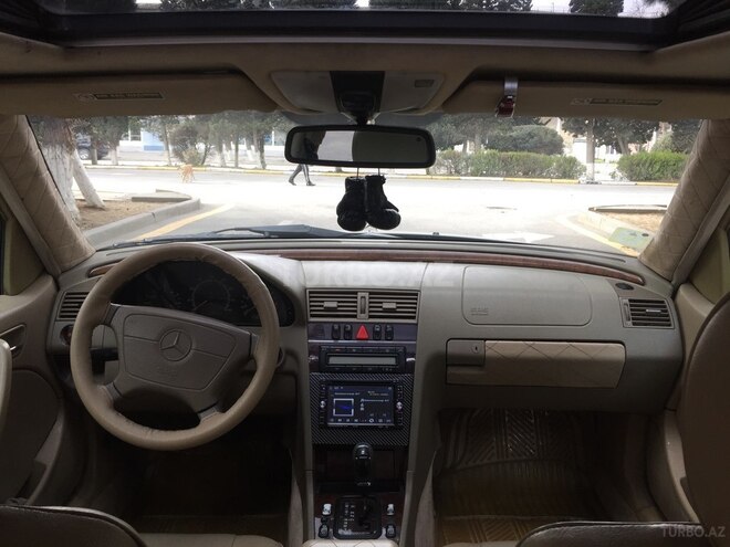 Mercedes C 280 1998, 245,000 km - 2.8 л - Sumqayıt