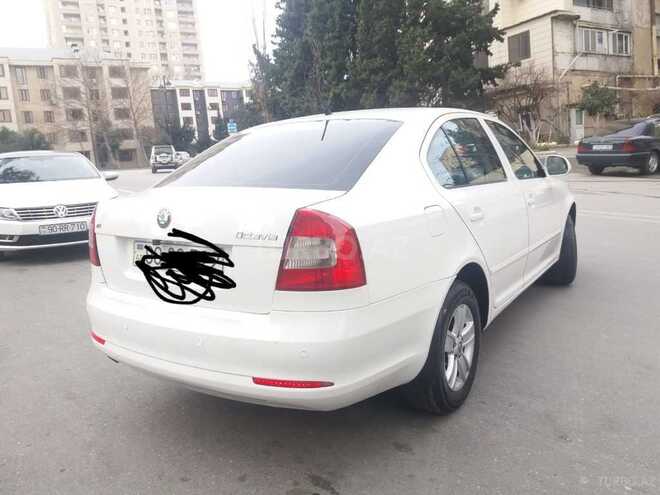 Skoda Octavia 2011, 123,000 km - 1.6 l - Bakı