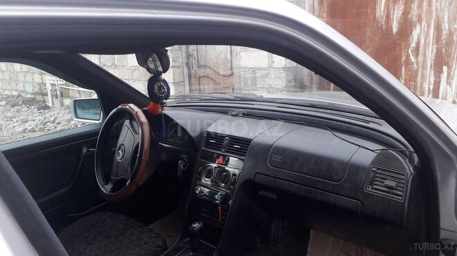 Mercedes C 180 1995, 212,687 km - 1.8 l - Mingəçevir