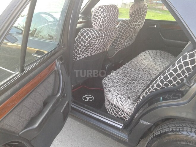 Mercedes E 220 1994, 300,000 km - 2.2 л - Bakı