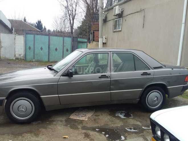 Mercedes 190 1992, 350,000 km - 1.8 l - Mingəçevir