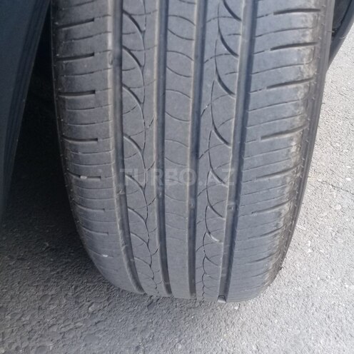 Mercedes E 220 2001, 345,000 km - 2.2 l - Sumqayıt
