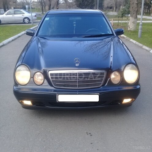 Mercedes E 220 2001, 345,000 km - 2.2 l - Sumqayıt