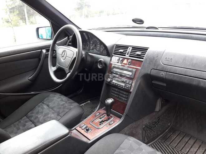Mercedes C 200 1998, 215,000 km - 2.0 l - Gəncə