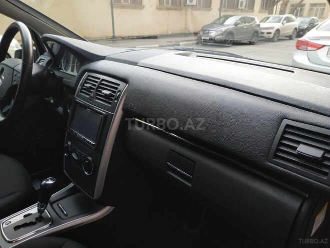 Mercedes B 180 2010, 72,000 km - 1.7 л - Bakı